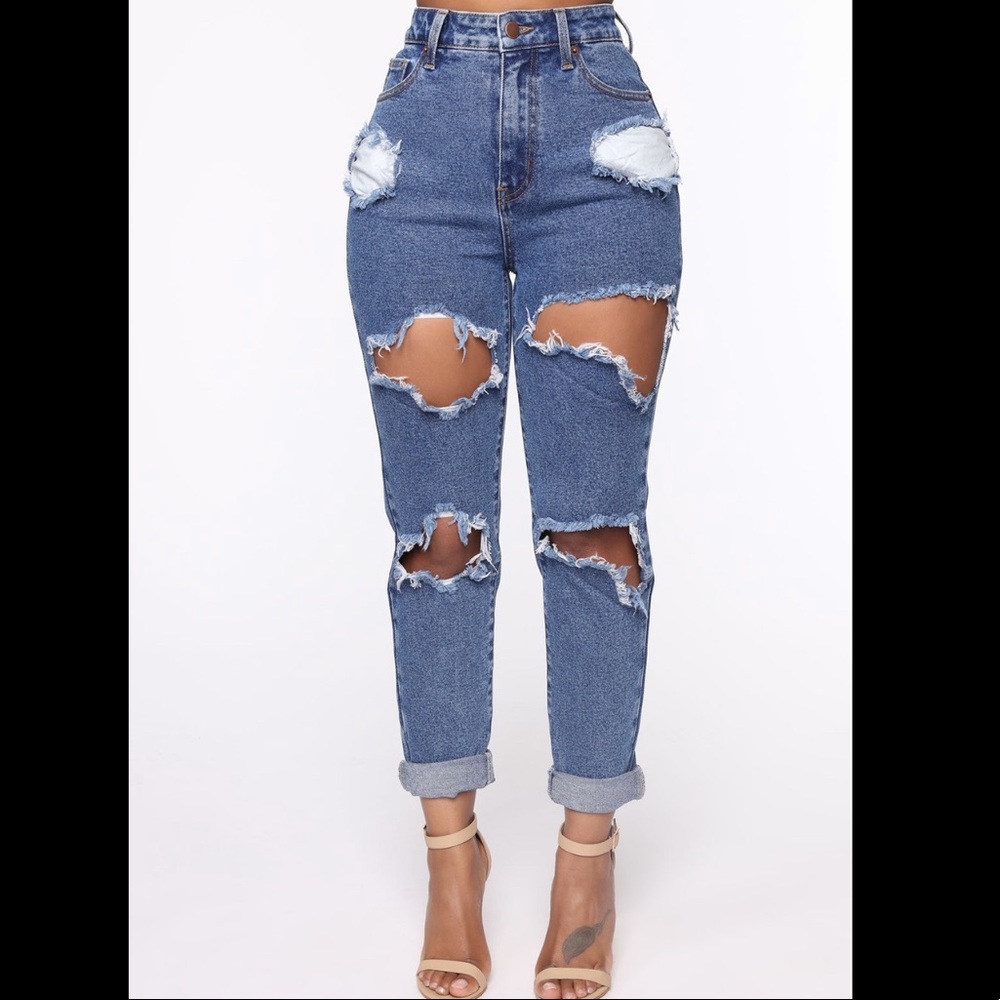 NWT Cara Distressed Boyfriend Jeans - Dark Denim 0